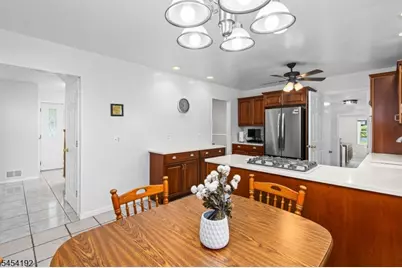 4 W Circuit Dr, Roxbury Township, NJ 07876 - Photo 17