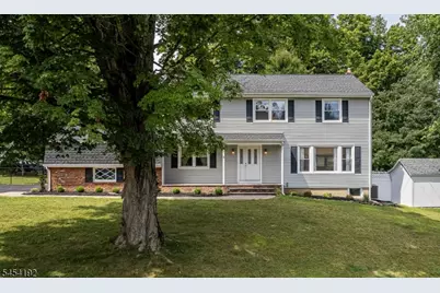 4 W Circuit Dr, Roxbury Township, NJ 07876 - Photo 5