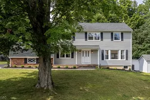 4 W Circuit Dr, Roxbury Township, NJ 07876 - Photo 5
