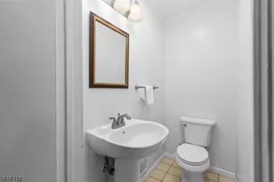4 W Circuit Dr, Roxbury Township, NJ 07876 - Photo 11