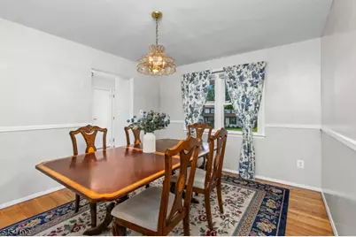 4 W Circuit Dr, Roxbury Township, NJ 07876 - Photo 9