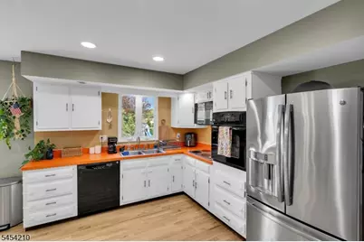 196 Asbury Anderson Road, Franklin Township, NJ 08802 - Photo 7