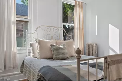 11 Stengel Ave, Newark, NJ 07112 - Photo 27