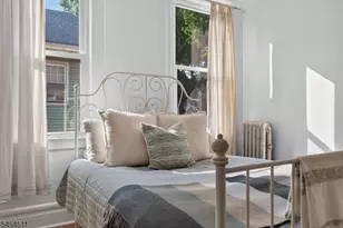 11 Stengel Ave, Newark, NJ 07112 - Photo 27