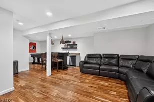 61 Dorchester Dr, Bernards Township, NJ 07920 - Photo 25