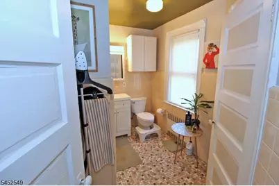 293 Watchung Ave #2, North Plainfield, NJ 07060 - Photo 9