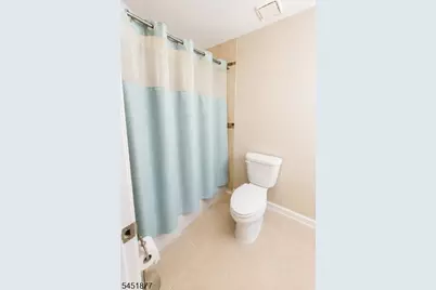 6 Mount Vernon Sq, Verona Twp., NJ 07044 - Photo 13