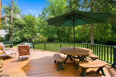 300 Emerson Ln, Berkeley Heights Township, NJ 07922 - Photo 31
