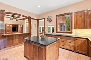 300 Emerson Ln, Berkeley Heights Township, NJ 07922 - Photo 11