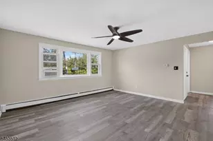 2 Riverside Ave, Lyndhurst Township, NJ 07071 - Photo 3