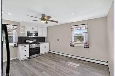 2 Riverside Ave #2, Lyndhurst Township, NJ 07071 - Photo 11