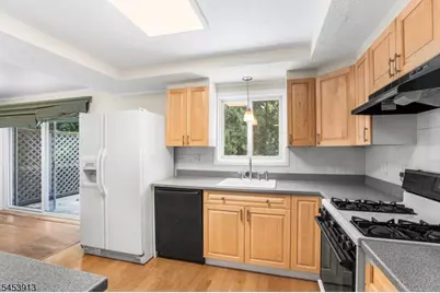 47 Ferncliff Rd, Parsippany, NJ 07950 - Photo 13