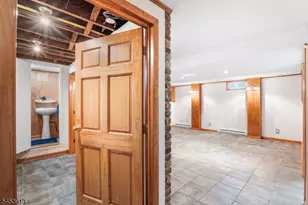 47 Ferncliff Rd, Parsippany, NJ 07950 - Photo 17