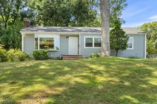 47 Ferncliff Rd, Parsippany, NJ 07950 - Photo 1