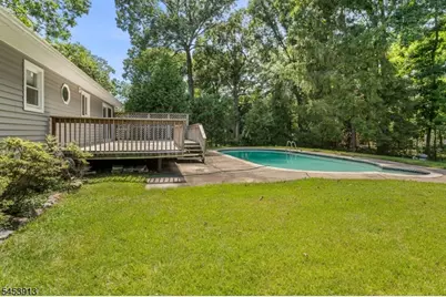 47 Ferncliff Rd, Parsippany, NJ 07950 - Photo 31
