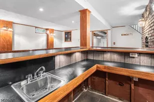 47 Ferncliff Rd, Parsippany, NJ 07950 - Photo 23