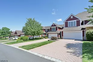 28 Turnberry Ln, Hardyston Township, NJ 07419 - Photo 1
