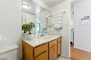 26 Alameda Ct, Eatontown Boro, NJ 07724 - Photo 33
