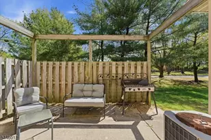26 Alameda Ct, Eatontown Boro, NJ 07724 - Photo 35