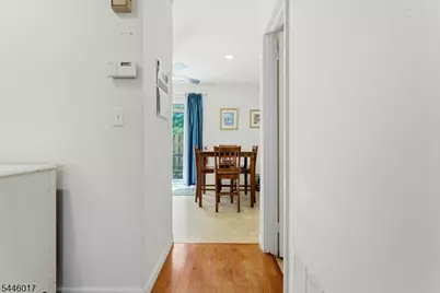 26 Alameda Ct, Eatontown Boro, NJ 07724 - Photo 11