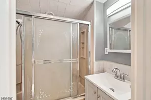 39 La France Ave, Bloomfield, NJ 07003 - Photo 23