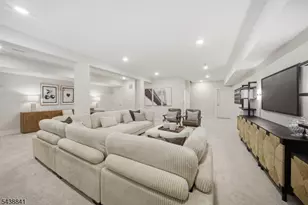3 Pimlico Pl, Oakland, NJ 07436 - Photo 33