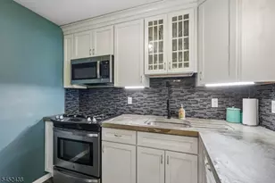 25 River Rd, Nutley Twp., NJ 07110 - Photo 7