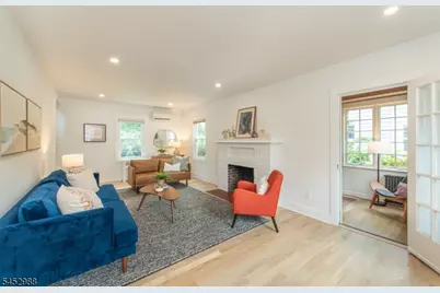 22 Euclid Pl, Montclair, NJ 07042 - Photo 3