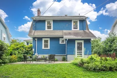 22 Euclid Pl, Montclair, NJ 07042 - Photo 31