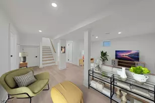 20 Lexington Ave, Montclair, NJ 07042 - Photo 21