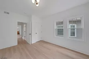 20 Lexington Ave, Montclair, NJ 07042 - Photo 13