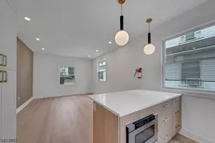 20 Lexington Ave, Montclair, NJ 07042 - Photo 9