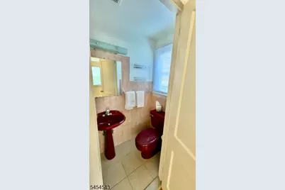 19 Alexander Ave, Bloomfield, NJ 07003 - Photo 9