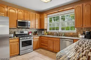 6 Hancock Dr, Morris Township, NJ 07960 - Photo 13