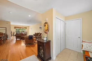 6 Hancock Dr, Morris Township, NJ 07960 - Photo 3