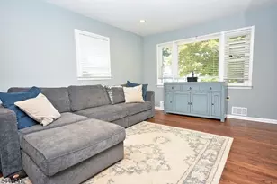 22 Center St, Bernardsville, NJ 07924 - Photo 3