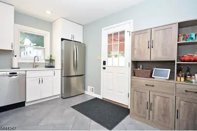 22 Center St, Bernardsville, NJ 07924 - Photo 7