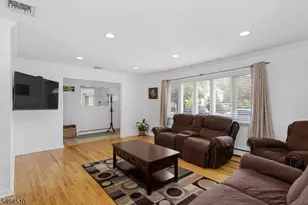 38 Parson Rd, Clifton, NJ 07012 - Photo 3