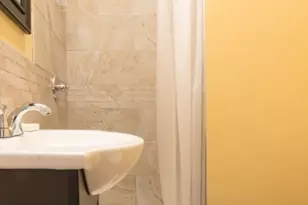 272 N 7th St, Newark, NJ 07107 - Photo 17