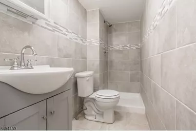 272 N 7th St, Newark, NJ 07107 - Photo 29
