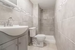 272 N 7th St, Newark, NJ 07107 - Photo 29