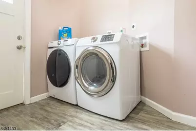 272 N 7th St, Newark, NJ 07107 - Photo 37