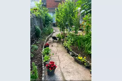 272 N 7th St, Newark, NJ 07107 - Photo 39