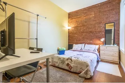 272 N 7th St, Newark, NJ 07107 - Photo 11
