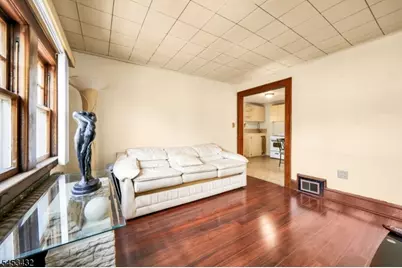 243 Globe Ave, Union Township, NJ 07083 - Photo 19