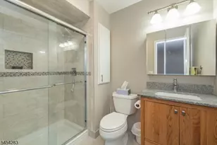 45 Sampson St, Saddle Brook Township, NJ 07663 - Photo 13