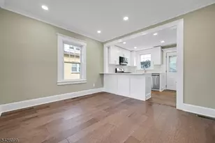 25 Marinus St, Rochelle Park Township, NJ 07662 - Photo 7