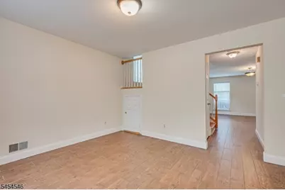 449 Saint Giles Court, Franklin Township, NJ 08873 - Photo 19