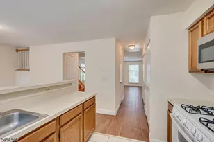 449 St Giles Ct, Franklin Township, NJ 08873 - Photo 17