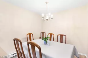 25 Hillside Ct, Union Township, NJ 08809 - Photo 7